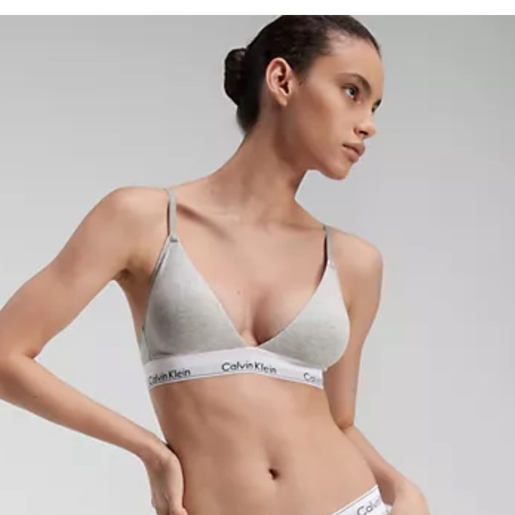 NWOT lightly lined cotton triangle bralette - Picture 2 of 4